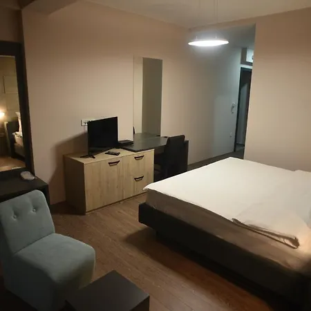 Eleni Aparthotel